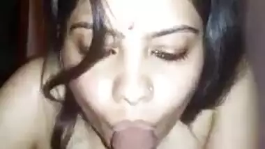 Call girl sucking cock in Noida
