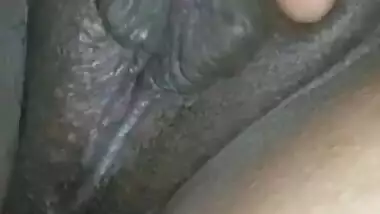 Tamil wife beautiful pussy fingering by hubby