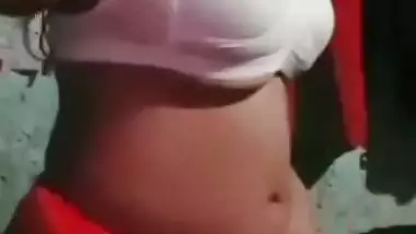 Big ass chubby desi girl dancing sexy on video call