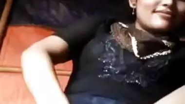 Sexy Village Slut Playing With Chut For Lover on Video Call