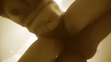 Best doggy pose chudi shonu desi