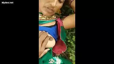 Desi bhabhi outdoor fucking